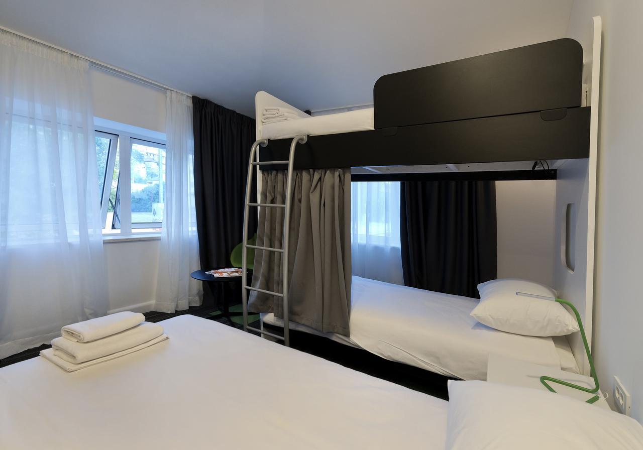 Hostel 365 For U